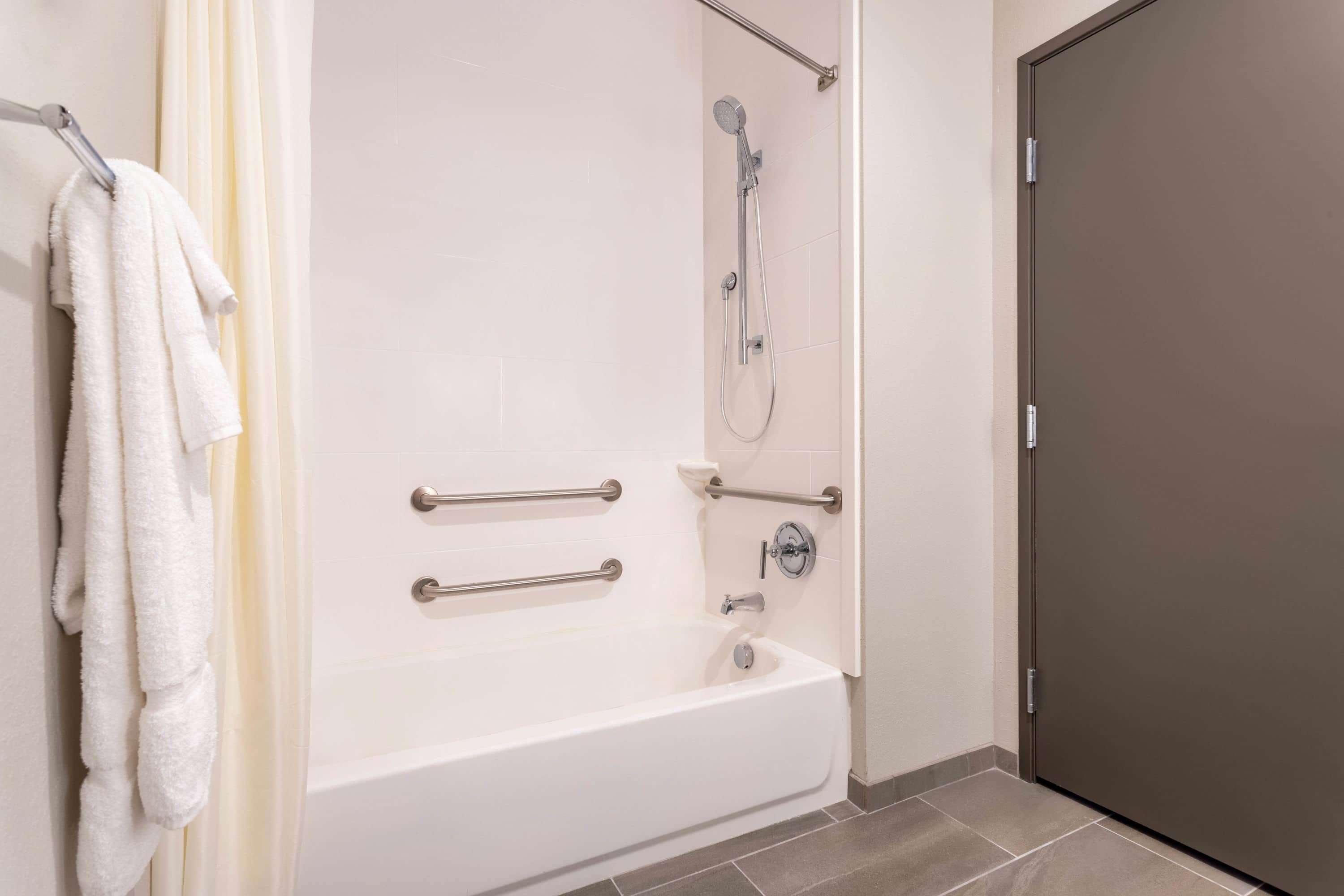 La Quinta Inn And Suites By Wyndham Bloomington Eksteriør bilde