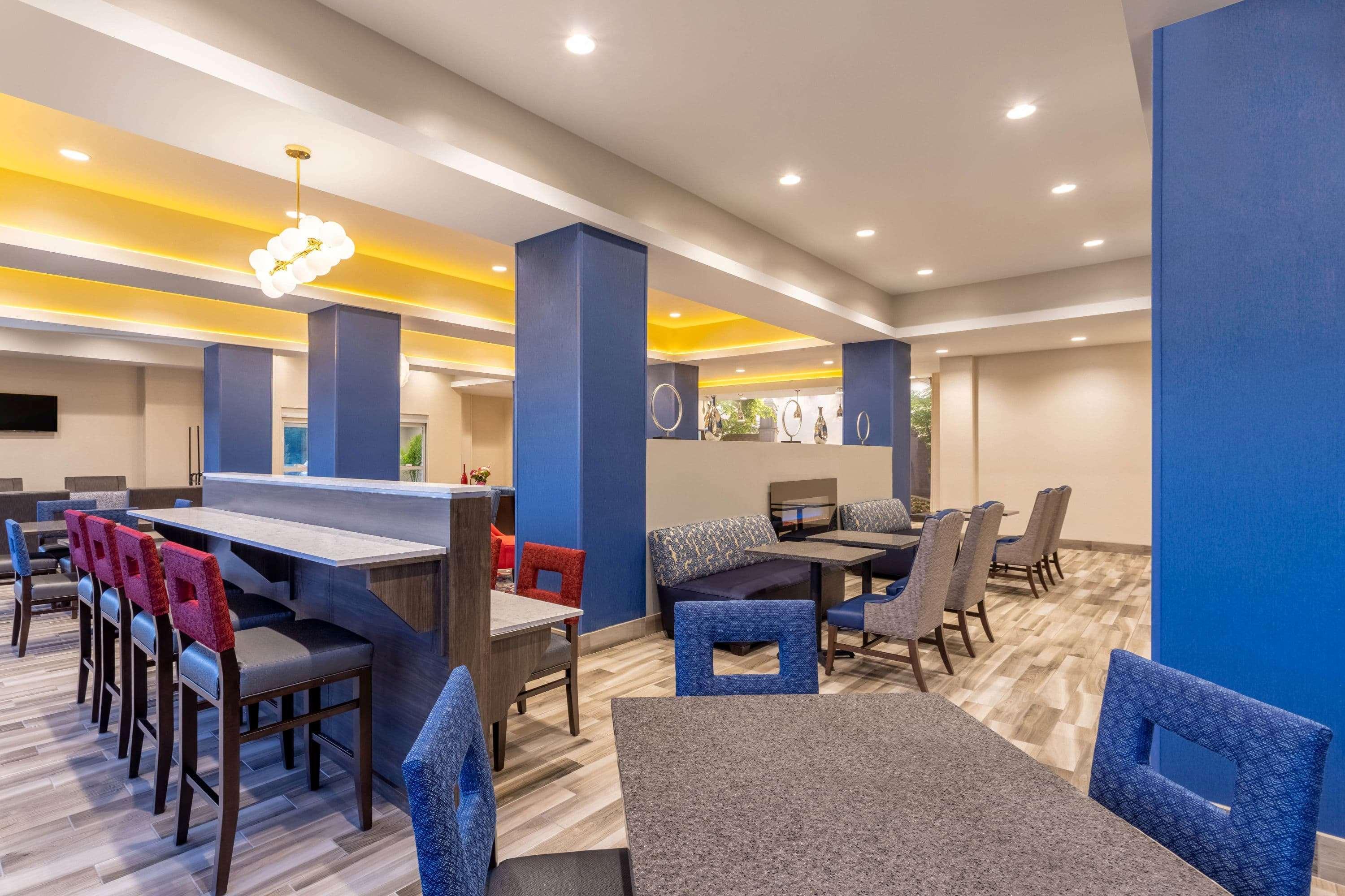 La Quinta Inn And Suites By Wyndham Bloomington Eksteriør bilde