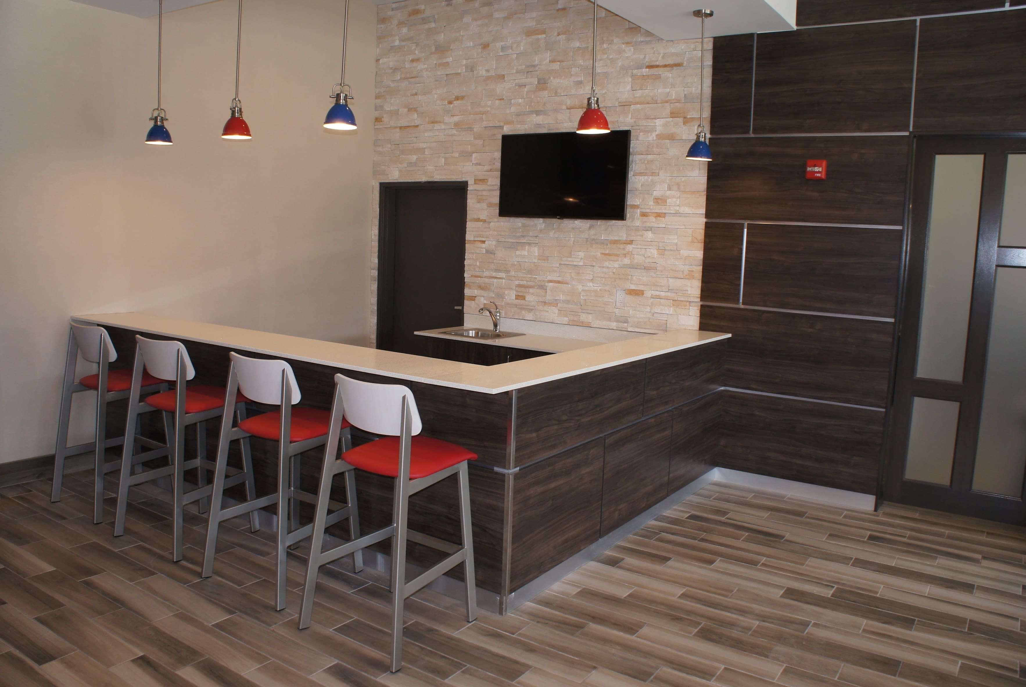 La Quinta Inn And Suites By Wyndham Bloomington Eksteriør bilde