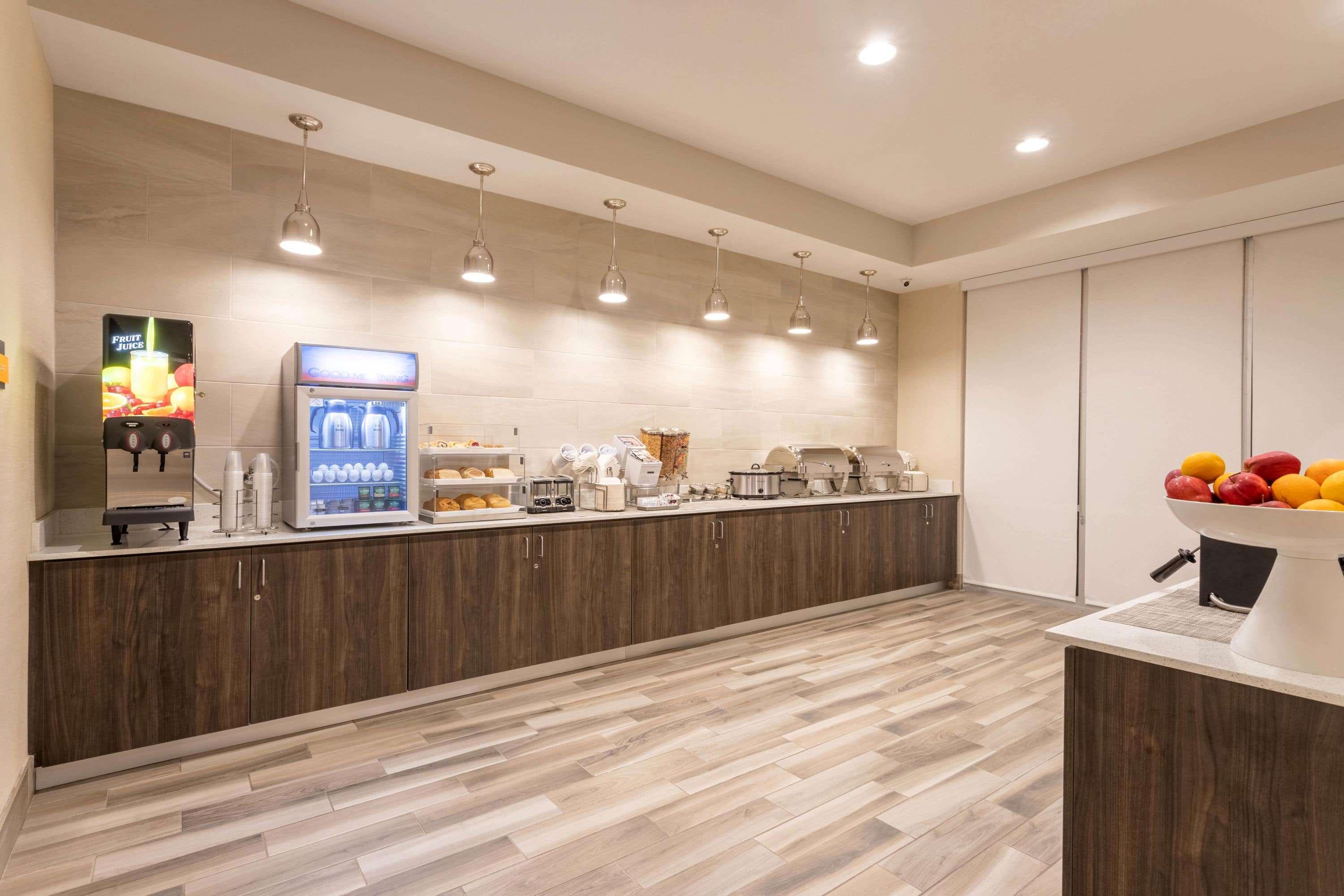 La Quinta Inn And Suites By Wyndham Bloomington Eksteriør bilde