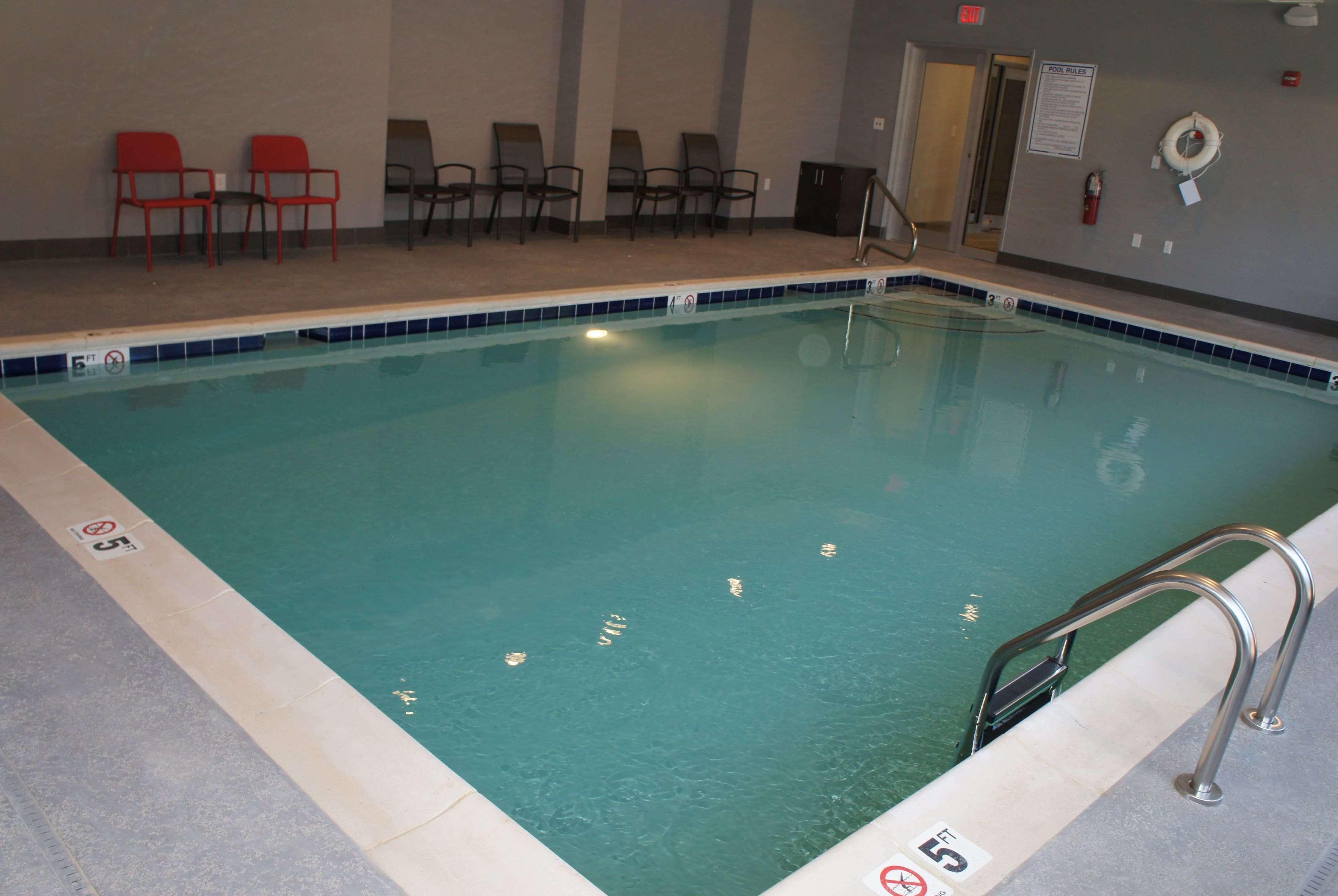 La Quinta Inn And Suites By Wyndham Bloomington Eksteriør bilde