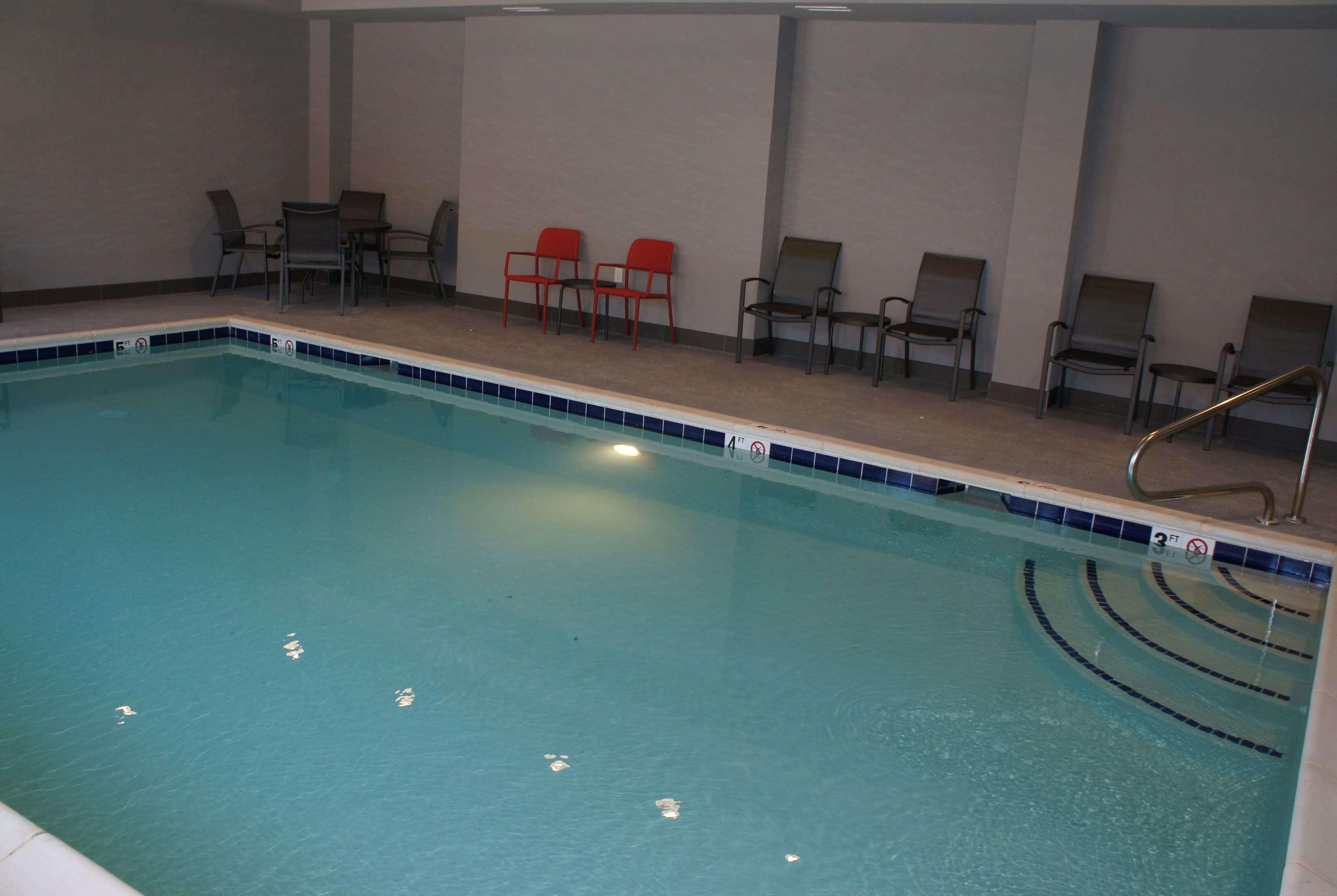 La Quinta Inn And Suites By Wyndham Bloomington Eksteriør bilde
