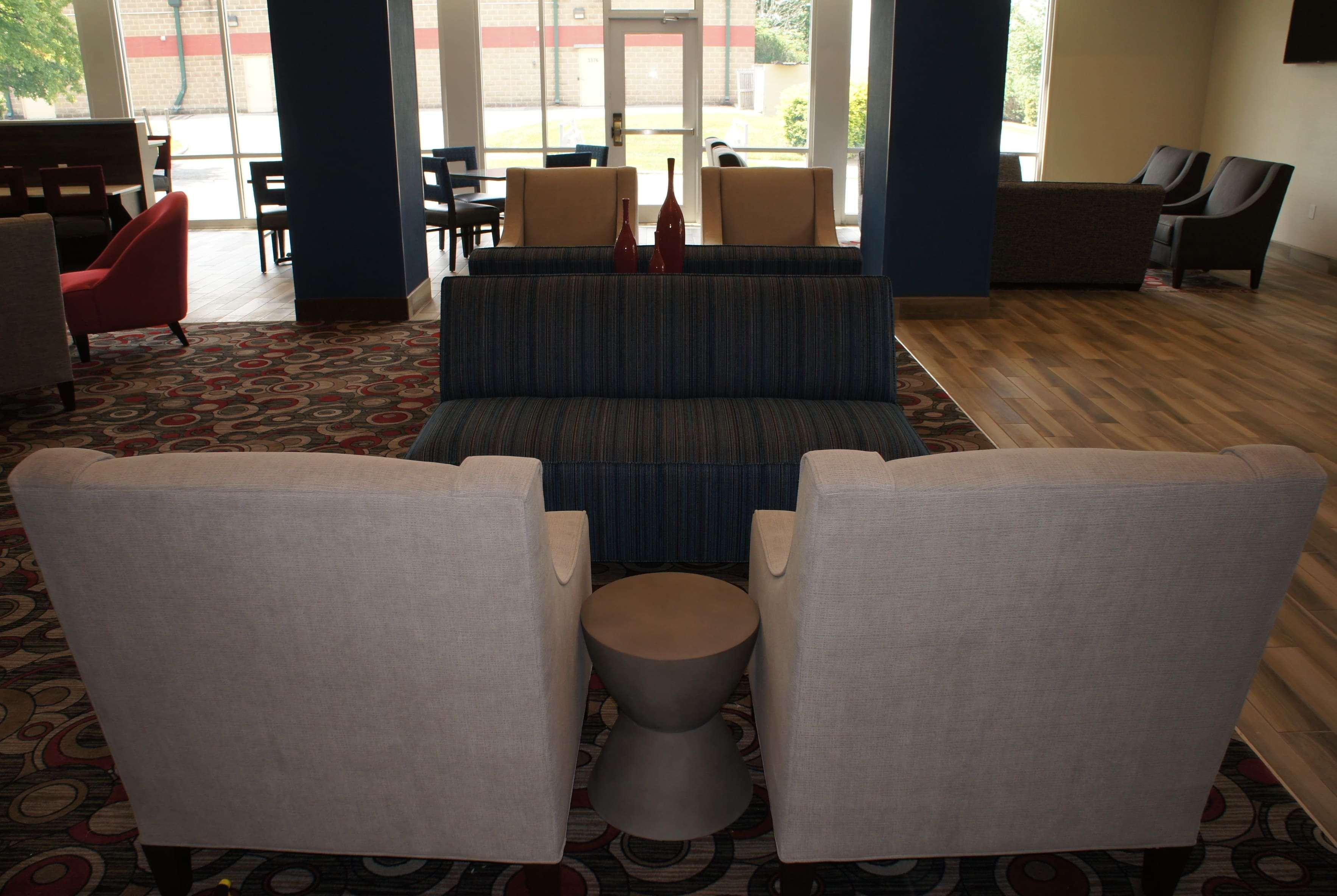 La Quinta Inn And Suites By Wyndham Bloomington Eksteriør bilde
